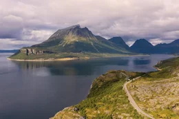 Eine atemberaubende Reise ins Land der Mitternachtssonne