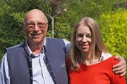 Ein 1,5 Hektar gro&szlig;es Paradies mitten in der Gro&szlig;stadt &ndash; das ist ein Schaugarten angelegt von Andrea &Uuml;binger und Martin Steurer. Biologisches G&auml;rtnern hat hier oberste Priorit&auml;t, gemulcht wird mit Naturholz aus heimischen Baumarten