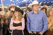 Paul (Hugh Grant, r.) und Meryl (Sarah Jessica Parker, l.), wissen nicht mehr, wie sie ihre zerr&uuml;ttete Ehe noch retten sollen. Doch als sie die einzigen Zeugen eines brutalen Mordes werden, bringt die Polizei sie im tiefsten Wyoming unter - gemeinsam. Dort m&uuml;ssen die beiden eingefleischten Gro&szlig;st&auml;dter mit dem Wetter, den B&auml;ren, der frischen Luft und der unfreiwilligen gemeinsamen Zeit zurechtkommen, wenn sie &uuml;berleben wollen ...