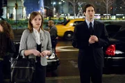 Sind von den Morgans &uuml;berrascht: Jackie Drake (Elisabeth Moss, l.) und Adam Feller (Jesse Liebman, r.) ...