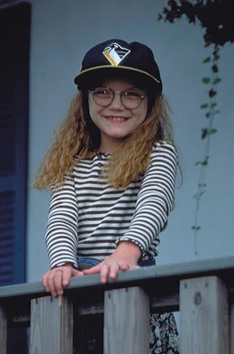 Die kleine Emily McCord (Whittni Wright) wird bei einem Eishockeyspiel zusammen mit dem Vizepr&auml;sidenten als Geisel gehalten. Ihr Vater, der Hausmeister des Stadions versucht alles um sie aus den H&auml;nden der Terroristen zu befreien ...