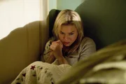 Bereitwillig nimmt Sozialarbeiterin Emily (Ren&eacute;e Zellweger) das scheinbar stark traumatisierte M&auml;dchen bei sich zu Hause auf, bis geeigneten Pflegeeltern gefunden sind. Doch nach kurzer Zeit muss sie feststellen, dass in Lilith das pure B&ouml;se wohnt ...