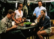 V.l.: Dr. Steven Cale (Eric Stoltz), Denise Kalberg (Kari Wuhrer), Warren Westridge (Jonathan Hyde), Terri Flores (Jennifer Lopez)
