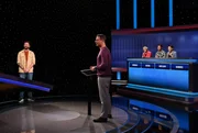 Moderator Alexander Bommes (2.v.l.) mit den Kandidat:innen: Monika Knauf (3.v.r.), Jacob Moritz (2.v.r.), Mirjam Kohls (r.), Dennis Vo&szlig; (l.).
