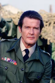 James Bond (Roger Moore)