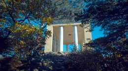 Hussarentempel Anninger.