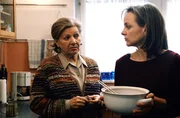Louise Martini (Rosmaries Mutter), Sissy H&ouml;fferer (Rosmarie Haller).