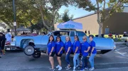Die Mitglieder vom reinen Frauen-Lowrider-Club "First Class Ladies" wollen auch gesellschaftliche Vorbilder sein und engagieren sich sozial. Die Mitglieder vom reinen Frauen-Lowrider-Club "First Class Ladies" wollen auch gesellschaftliche Vorbilder sein und engagieren sich sozial.