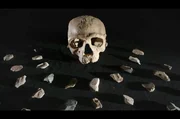 Die Untersuchung von Knochen und Werkzeugen, die an Ausgrabungsst&auml;tten gefunden wurden, erm&ouml;glicht uns, das Aussehen unserer Spezies zu verstehen.