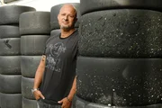 Dokusoap-Star Detlef Steves ist "NITRO Autoquartett"-Stammspieler.