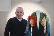 Der Modesch&ouml;pfer Jean Paul Gaultier ist seit fr&uuml;hester Kindheit ESC-Fan und hat mehrere Kleider f&uuml;r ESC-Auftritte entworfen.