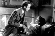 Durch heimliche Besuche bei Louis (Dennis Price) entflieht Sibella (Joan Greenwood) ihrem langweiligen Eheleben mit Lionel Holland, den Sibella Louis einst vorgezogen und geheiratet hatte.