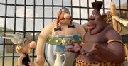 In memoriam Albert Uderzo:: "Asterix im Land der G&ouml;tter", Die unbesiegbare Macht Roms hat ganze Kontinente einverleibt - nur das kleine gallische Dorf von Asterix und Obelix leistet noch als letztes Widerstand. Julius Caesar verfolgt einen perfiden Plan, um es endg&uuml;ltig in die Knie zu zwingen. Eine Trabantenstadt f&uuml;r wohlhabende R&ouml;mer soll rundum im Wald errichtet werden, das Dorf zum Vorort verkommen. Tats&auml;chlich lassen sich die Gallier vom Luxusleben im 'Land der G&ouml;tter' verf&uuml;hren. Caesar hat die Rechnung allerdings ohne Asterix, Obelix und den Zaubertrank gemacht.  SENDUNG: ORF eins - SO - 29.03.2020 - 13:30 UHR. - Veroeffentlichung fuer Pressezwecke honorarfrei ausschliesslich im Zusammenhang mit oben genannter Sendung oder Veranstaltung des ORF bei Urhebernennung.
