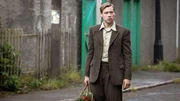 Trautmann (David Kross) entschlie&szlig;t sich, nicht in seine Heimat zur&uuml;ckzukehren.