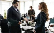 ARD/MDR ZORN - VOM LIEBEN UND STERBEN, am Donnerstag um 20:15 Uhr im ERSTEN. Staatsanwältin Frida Borck (Alice Dwyer) begrüßt Assistent Schröder (Axel Ranisch) wieder im Dienst. Im Hintergrund Hauptkommissar Claudius Zorn (Stephan Luca). ARD/MDR ZORN - VOM LIEBEN UND STERBEN, am Donnerstag um 20:15 Uhr im ERSTEN. Staatsanwältin Frida Borck (Alice Dwyer) begrüßt Assistent Schröder (Axel Ranisch) wieder im Dienst. Im Hintergrund Hauptkommissar Claudius Zorn (Stephan Luca).