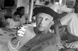 Picasso mit Torero-Kappe
