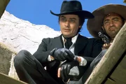 Alain Delon (Gotch), Georges Lycan (Sheriff Stone).
