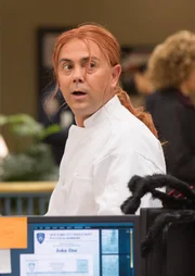 Charles Boyle (Joe Lo Truglio)