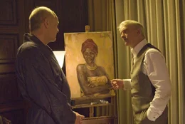 Butler Frederic (Jochen Kolenda, l.) ist &uuml;berrascht, als ihm sein Herr (Christoph M. Ohrt, r.) einen Besuch abstattet ...