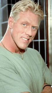 Norbert Heisterkamp als Harry Norbert Heisterkamp als Harry