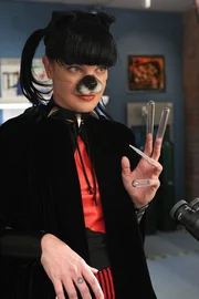 Ein neuer Fall beschäftigt Abby (Pauley Perrette) und ihre Kollegen ... Ein neuer Fall beschäftigt Abby (Pauley Perrette) und ihre Kollegen ...