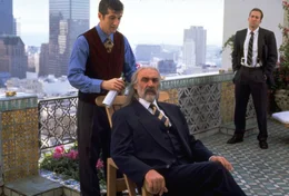Dr. Stanley Goodspeed (Nicolas Cage, r.) wei&szlig; genau, dass der Einzige, der der Bev&ouml;lkerung von San Francisco noch helfen kann, der britische SAS-Agent John Mason (Sean Connery, M.) ist ...