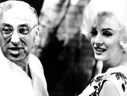 Regisseur George Cukor und Marilyn Monroe  am Set von &bdquo;Something&rsquo;s Got to Give&ldquo;, 1962.
