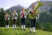 Zillertaler Weisenbl&auml;ser auf der Bichlalm in Lanersbach.