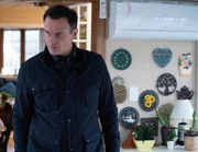 Jess LaCroix (Julian McMahon)