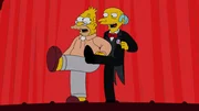 Montgomery Burns (r.) war ein Bewunderer von "Gorgeous Godfrey" und versucht nun, Grampa (l.) davon zu &uuml;berzeugen, erneut in den Ring zu steigen ...