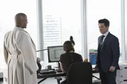 Sie unterstützen Bull, wie und wo sie nur können: Chunk (Chris Jackson, l.) und Benny (Freddy Rodriguez, r.) ... Sie unterstützen Bull, wie und wo sie nur können: Chunk (Chris Jackson, l.) und Benny (Freddy Rodriguez, r.) ...