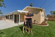 Christina (l.) und Tarek El Moussa (r.) kaufen preiswert H&auml;user auf und stecken all ihre Energie in die Renovierung und Sanierung. Anschlie&szlig;end hoffen sie auf einen gewinnbringenden Weiterverkauf ...