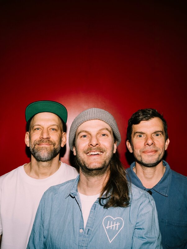 Sportfreunde Stiller - Mit dem Herz in der Hand (D, 2026)