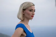 Joan Hannington (Sophie Turner). Joan Hannington (Sophie Turner).
