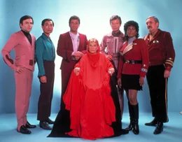 Walter Koenig (Pavel Chekov), George Takei (Sulu), William Shatner (Admiral Kirk), Judith Anderson (Hohepriesterin), DeForest Kelley (Dr. McCoy), Nichelle Nichols (Uhura), James Doohan (Scotty).