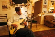R&uuml;diger Linhof im Studio in Wien