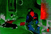 Leos Carax, einer der bedeutendsten Autorenfilmer Frankreichs, blickt zur&uuml;ck und liefert ein souver&auml;n unordentliches Selbstportr&auml;t, das auch &uuml;ber das Medium Film reflektiert.