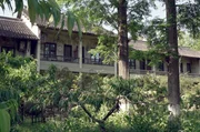 China rühmt sich seiner Fortschrittlichkeit, doch im Dorf Wuzhen scheint die Zeit stehengeblieben zu sein. China rühmt sich seiner Fortschrittlichkeit, doch im Dorf Wuzhen scheint die Zeit stehengeblieben zu sein.
