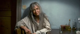 Edith (Susanne Wolff) ist Au&szlig;enseiterin im Dorf und hat sich damit abgefunden.