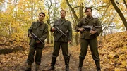 Samm Levine (Pfc. Hirschberg), Til Schweiger (Feldwebel Hugo Stiglitz), Eli Roth (Sgt. Donny Donowitz).