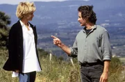 L-R: Kate (Meg Ryan), Luc Teyssier (Kevin Kline)
