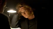 Dr. Gr&auml;f (Suzanne von Borsody) versucht verzweifelt Iras Versteck ausfindig zu machen.