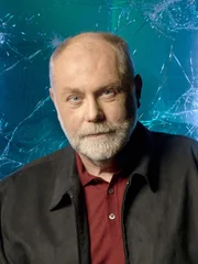 Dr. Albert Robbins (Robert David Hall)