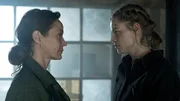 Wird Julia (Emma Bading, r.) Ira (Jeanette Hain, l.) aufhalten k&ouml;nnen?