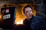 Obwohl diesmal nicht Adam (John Cusack), sondern Jenny Schluss gemacht hat, bekommt Adams j&uuml;ngere Ausgabe wieder eine Gabel ins Auge gestochen ...
