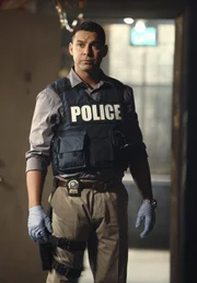 Gleich drei Morde besch&auml;ftigen Javier Esposito (Jon Huertas) und das gesamte Team.