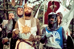 K&ouml;nig Arthur (Graham Chapman, Mi.) und seine Ritter