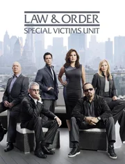 (14. Staffel) - Im Einsatz für Gerechtigkeit: Det. Johon Munch (Richard Belzer, 2.v.l.), Capt. Donald Cragen (Dann Florek, l.), Det. Nick Amaro (Danny Pino, 3.v.l.), Det. Olivia Benson (Mariska Hargitay, 3.v.r.), Det. Odafin "Fin" Tutuola (Ice-T, 2.v.r.) und Det. Amanda Rollins (Kelli Giddish, r.) (14. Staffel) - Im Einsatz für Gerechtigkeit: Det. Johon Munch (Richard Belzer, 2.v.l.), Capt. Donald Cragen (Dann Florek, l.), Det. Nick Amaro (Danny Pino, 3.v.l.), Det. Olivia Benson (Mariska Hargitay, 3.v.r.), Det. Odafin "Fin" Tutuola (Ice-T, 2.v.r.) und Det. Amanda Rollins (Kelli Giddish, r.)