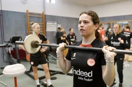 Jonna Brengel wechselt zur Saison 2024/25 von Eintracht Frankfurt zum damaligen Zweitligisten 1. FC N&uuml;rnberg.