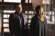 Der aktuelle Fall bereitet Richard Castle (Nathan Fillion, l.) und Kate Beckett (Stana Katic, r.) Kopfzerbrechen.
